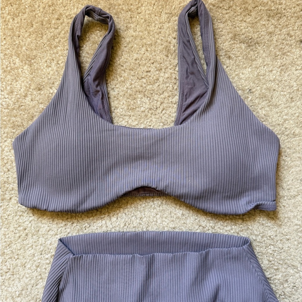 Pepper Luxe Ribbed Purple Sports Bra and Leggings Set - Picture 2 of 8
